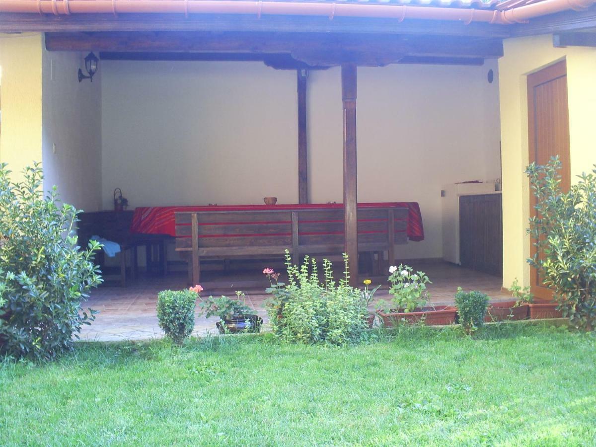 Къща За Гости Фантазия Tryavna Eksteriør billede